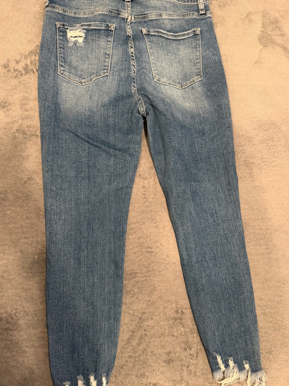 Vervet Women’s Light Blue Distressed Skinny Jeans - Picture 2 of 4
